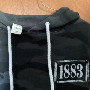 1883 Hoodie. Limited Edition. Yellowstone
